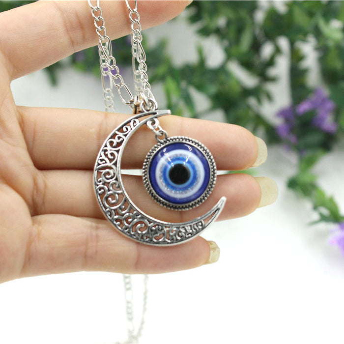 Wholesale Blue Eye Necklace Alloy Moon Necklace Pendant Jewelry Lucky Fashion