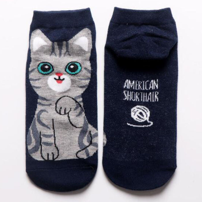 Wholesale Japanese Style Spring and Summer Cotton Boat Socks New Style Women's Socks Classic Cartoon Animal Ladies Boat Socks Cute Cat Dog Short Socks JDC-SK-CG002