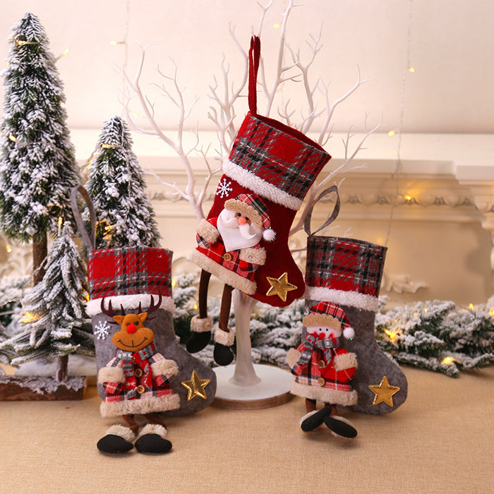 Wholesale Christmas Medium Plaid Socks Christmas Tree Hangings Children' s Holiday Candy Bags Home Decoration Supplies