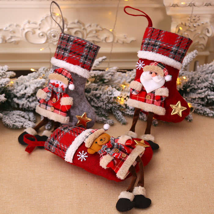 Wholesale Christmas Medium Plaid Socks Christmas Tree Hangings Children' s Holiday Candy Bags Home Decoration Supplies