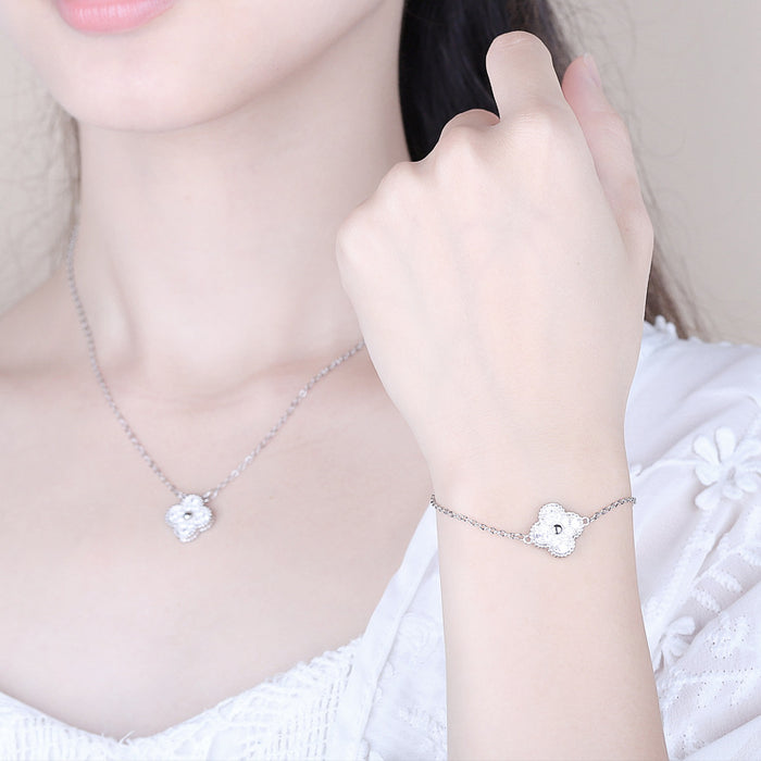 Wholesale Fashion Bracelet Necklace Earnail Set Lucky Jewelry