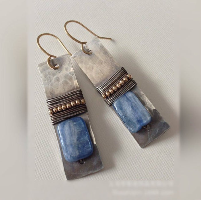 Wholesale Vintage and unique style earrings, fashionable earrings