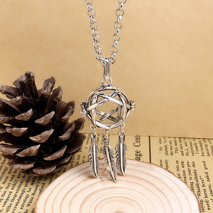 Wholesale Necklaces Alloy Vintage Hollow Scent Pills Openable JDC-NE-Yuz002