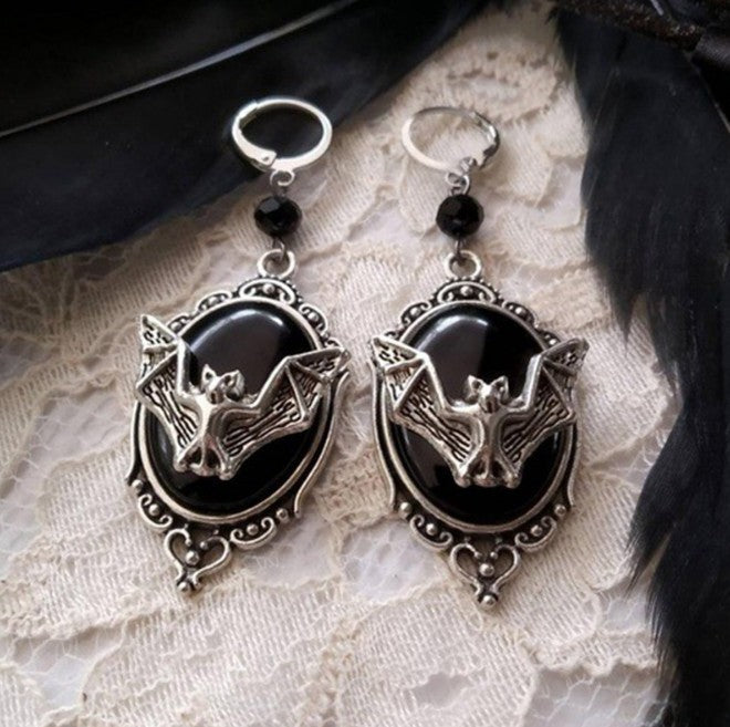 Wholesale Halloween necklace, personalized animal bat, black gemstone necklace, earrings, rings, jewelry accessories