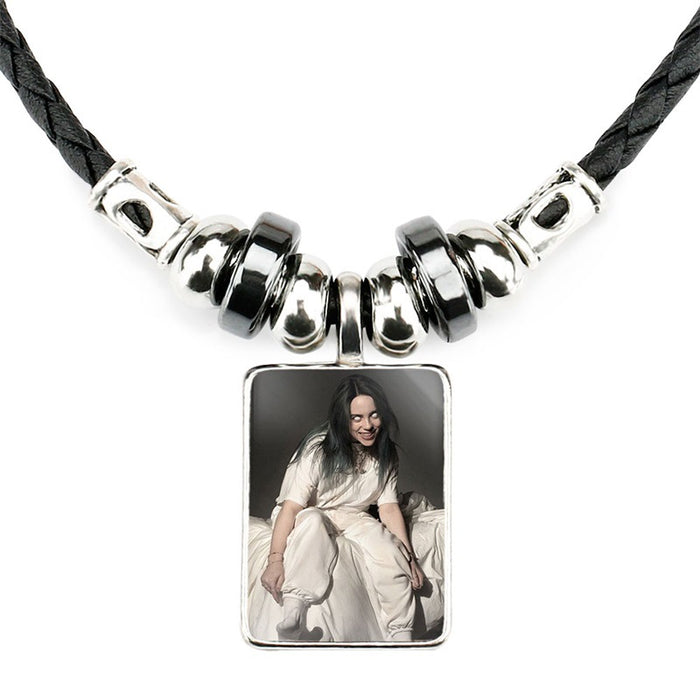 Wholesale Celebrity-themed square glass pendant necklace