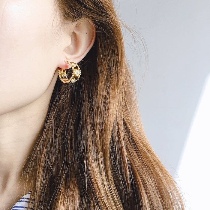 Wholesale Exquisite combination of four small diamond rice bead earrings with stickers