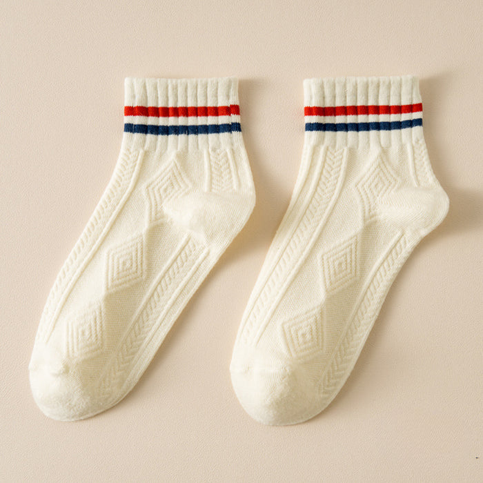 Wholesale of 10pcs Colored Edge 3D Relief Socks JDC-SK-Miqi009