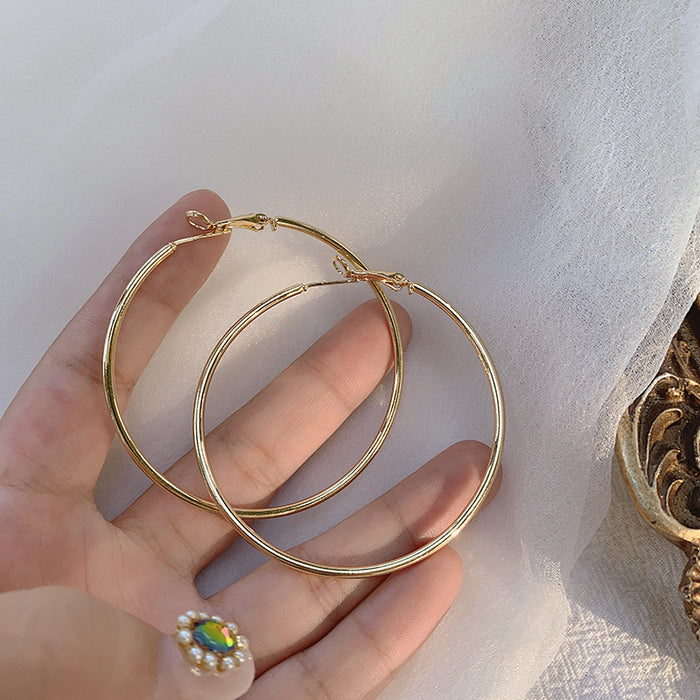 Wholesale Exaggerated large circle earrings, simple earrings, personalized, trendy and fashionable earrings