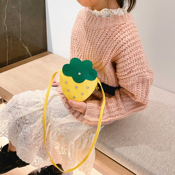 Wholesale Children's Bag Strawberry Bag Fashion Trendy Chain Crossbody Shoulder Bag Cute Princess Girl Small Satchel
