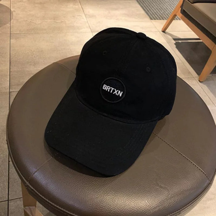 Wholesale Versatile embroidered baseball cap and duckbill cap