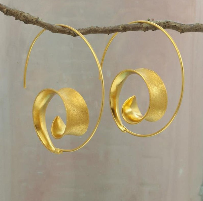 Wholesale Personalized earrings for women, designed with earrings and earrings