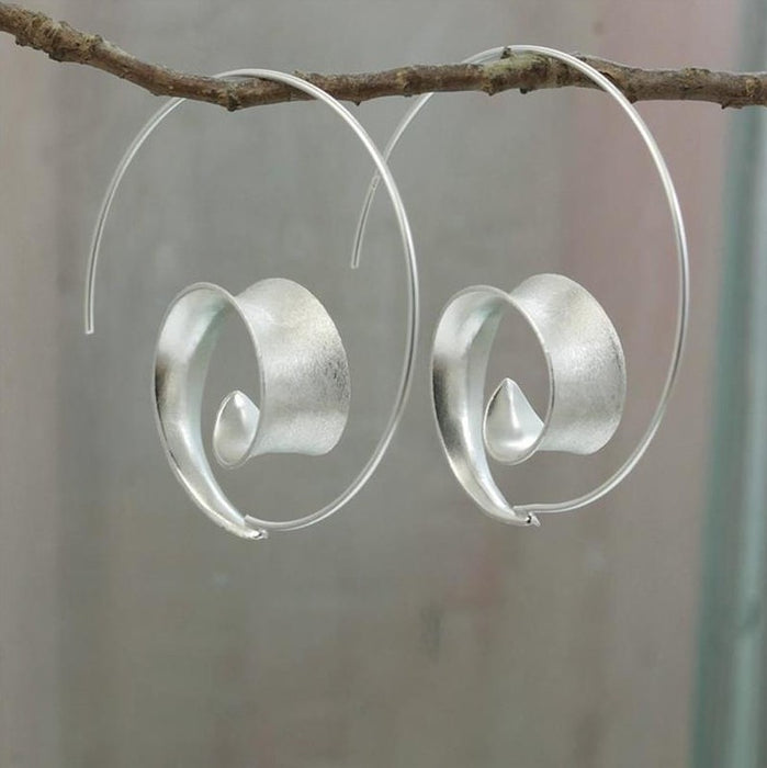 Wholesale Personalized earrings for women, designed with earrings and earrings