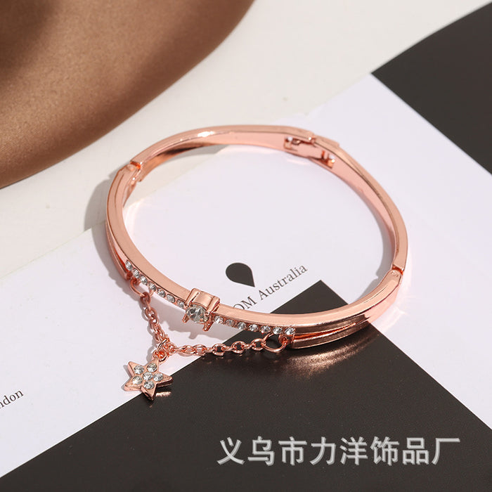 Wholesale Five pointed star studded diamond bracelet