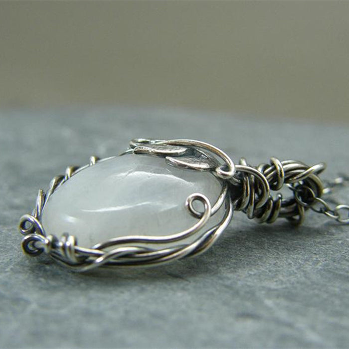 Wholesale New Vintage Wrapped Moonstone Necklace for Women's Fashion Jewelry
