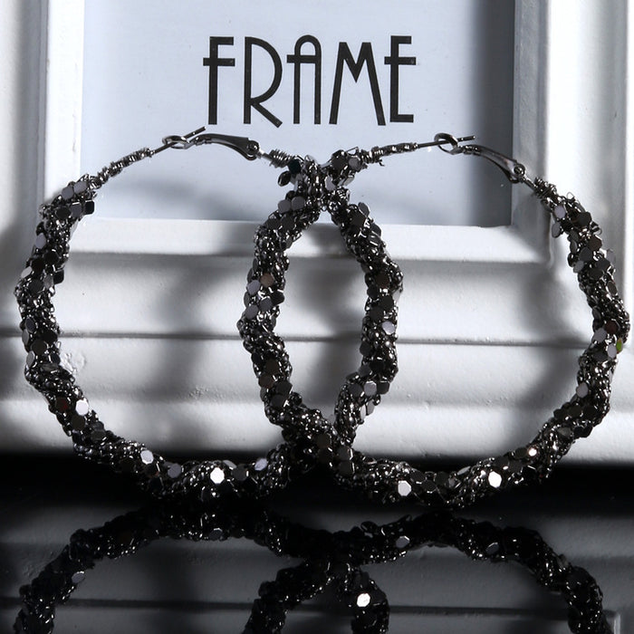 Wholesale Metal geometric circle earrings for women, versatile and trendy black exaggerated large circle earrings