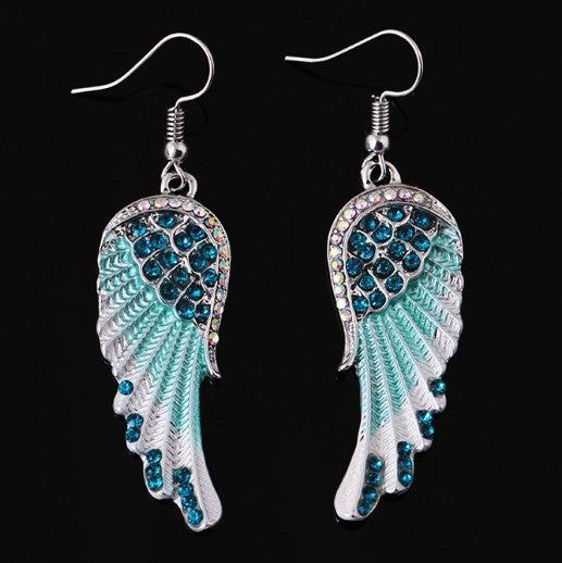 Wholesale Diamond studded earrings, new minimalist wing earrings, earrings accessories