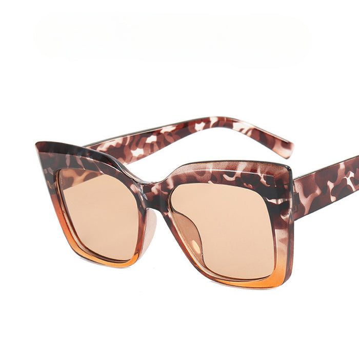 Wholesale Sunglasses PC Retro Large Frame Cat Eye JDC-SG-YuX004