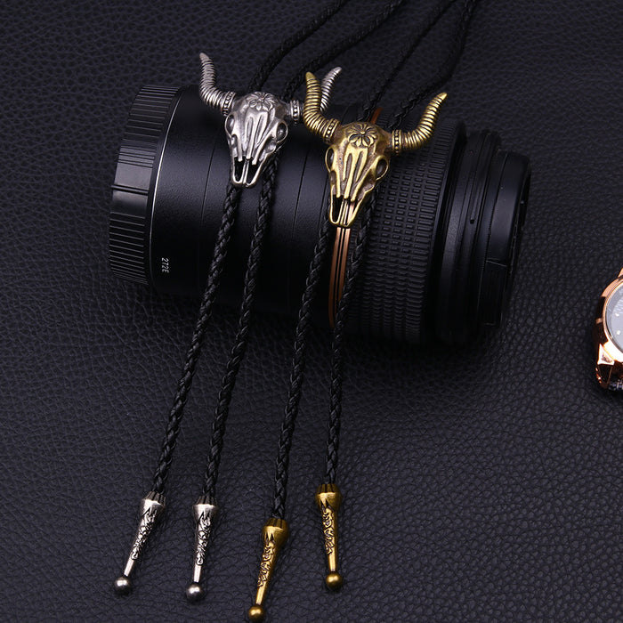 Wholesale Long leather cow head necklace accessories, fashionable retro men's leather necklace