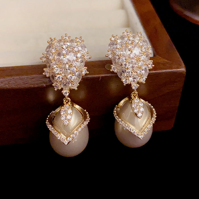 Wholesale Champagne Pearl Zircon Earrings JDC-ES-HanDu003