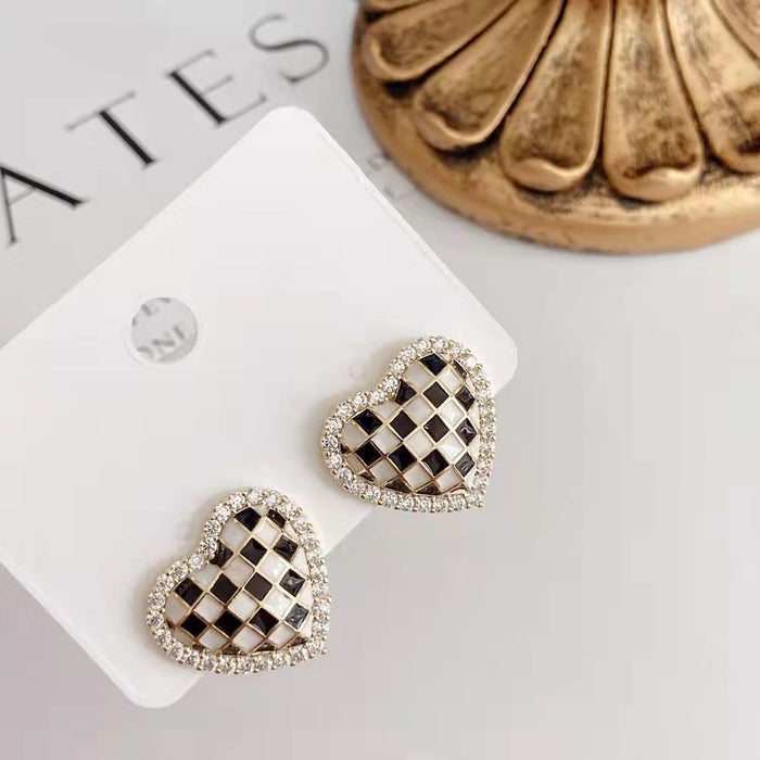 Wholesale Pearl Checkerboard Niche Earrings Women's Design Sense S925 Silver Needle Earrings