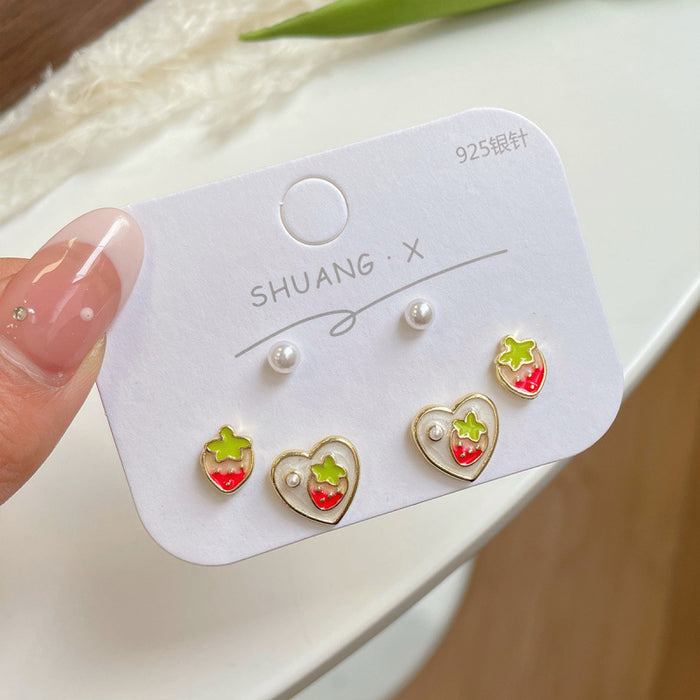 Wholesale  Cartoon Cute Earrings Three-piece Set Women's Silver Needle Children's  Beaver Earrings