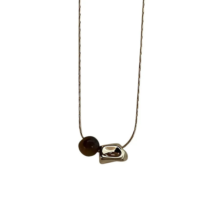 Wholesale Retro liquid metal necklace with a niche design, collarbone chain, personality, and fashion for women