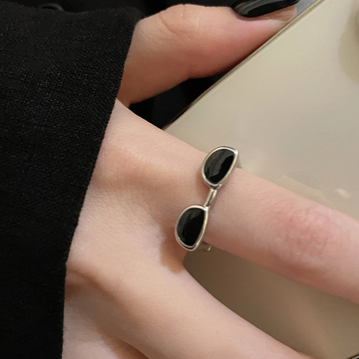 Wholesale Fun sunglasses, glasses, rings, unique, simple, niche design, personalized index finger ring, open mouth