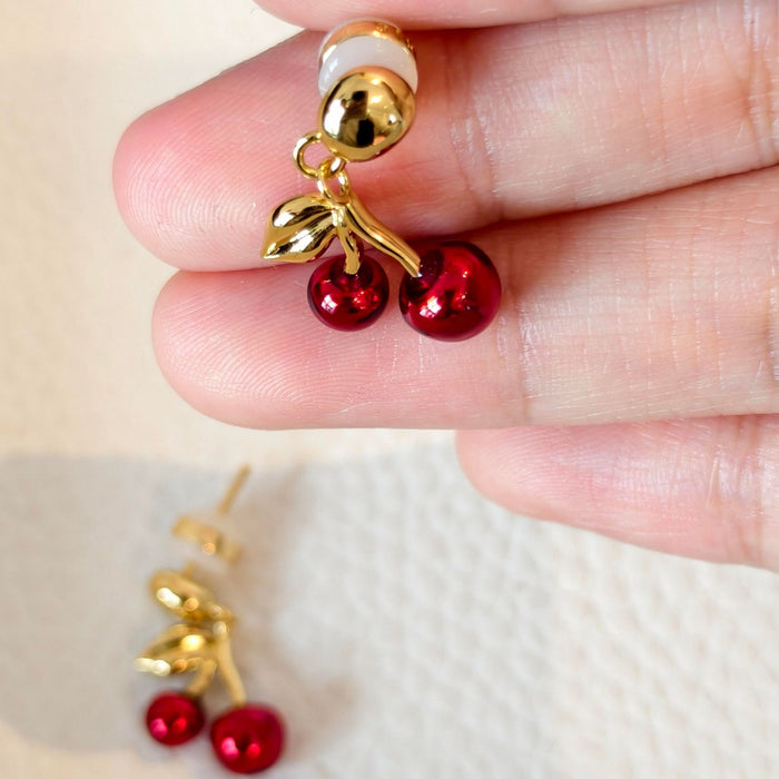 Wholesale Creative Fruit Earrings Strawberry Design Summer Copper Jewelry Accessory