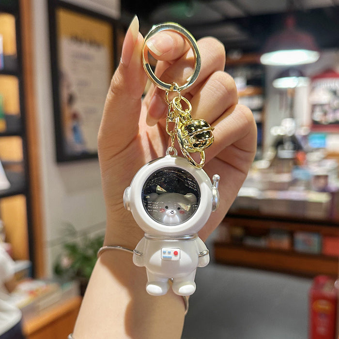 Wholesale Night light astronaut keychain romantic starry sky cute cartoon couple student backpack pendant