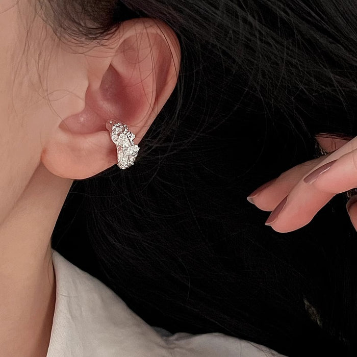 Wholesale Silver needle earrings are simple, exquisite, high-end, irregular earrings, and light luxury