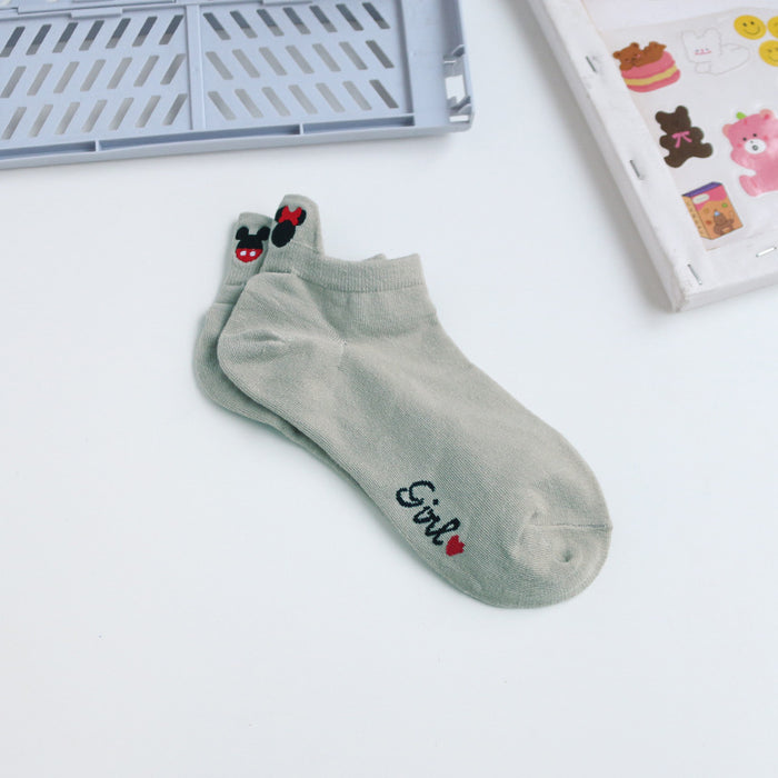 Wholesale Ship socks, short socks, shallow cut, thin design, embroidered heel