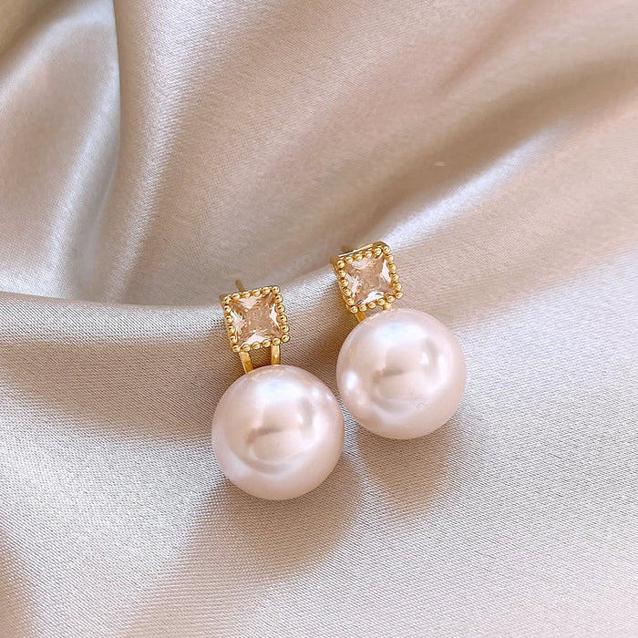 Wholesale Zircon Pearl Earrings French Niche Retro Light Luxury Earrings JDC-ES-HH040