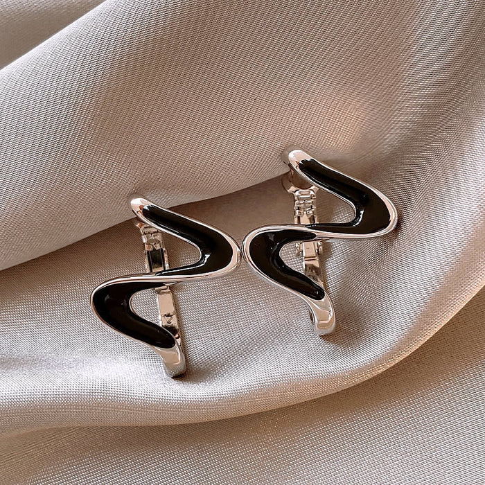 Wholesale Silver needle oil drop flower geometric earrings  summer new all-match earrings