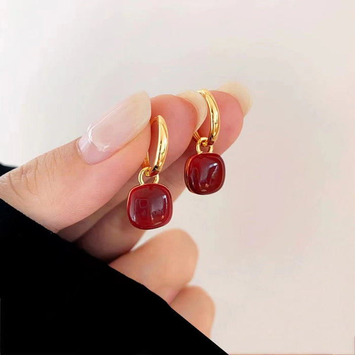Wholesale Geometric square ear buckle temperament earrings, niche design, retro personality, simple fashion, versatile ears