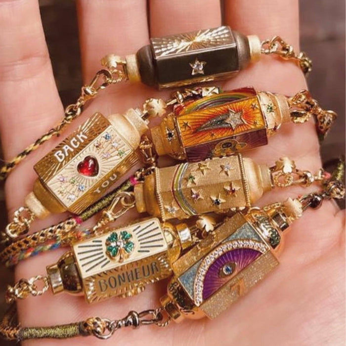 Wholesale Valentine' s Day Colorful Tarot Necklace Women' s Niche Star Eyes Gold-Plated Color-Preserving Pendant