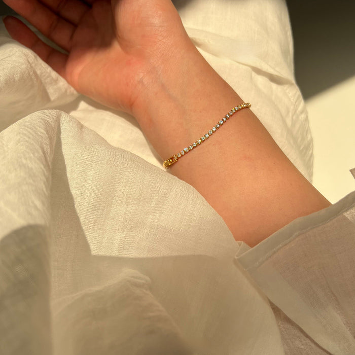 Wholesale Zircon Bracelet Fine, Exquisite, Versatile, High End Jewelry Bracelet for Women