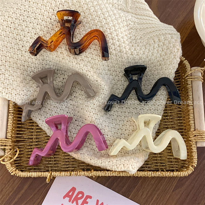 Wholesale Maillard geometric line shark clip hairpin  grip plate hairpin  Hair Accessories