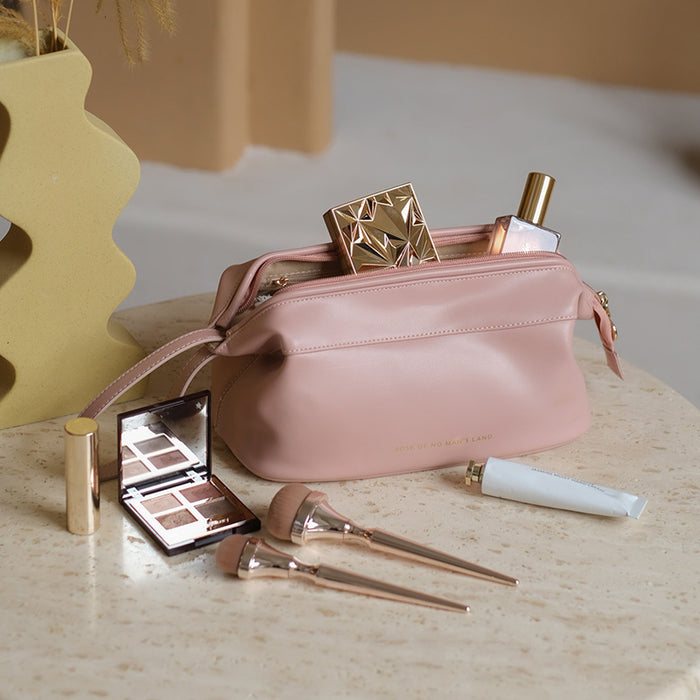 Wholesale Fashionable double-layer makeup bag, portable makeup storage bag, large capacity travel high-end toiletries bag