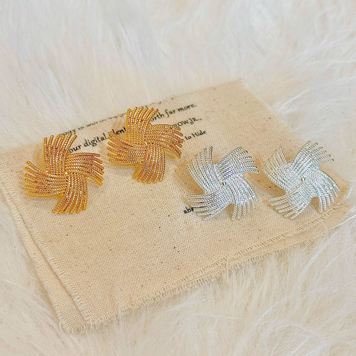 Wholesale Personalized and fashionable windmill earrings with high-end and niche style