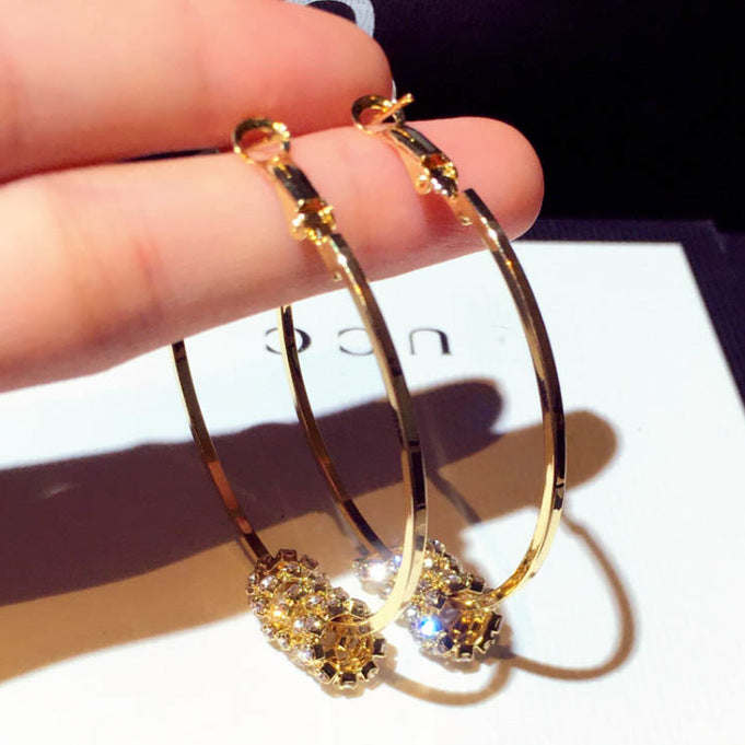 Wholesale Fashionable and atmospheric silver needle earrings with exaggerated zircon inlaid circle temperament earrings and earrings with earrings and pendants