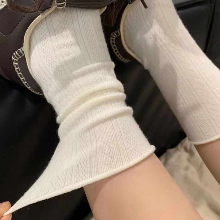 Wholesale Thin anti odor socks, stacked in the middle tube, sweat absorbing, anti slip, dark pattern, breathable