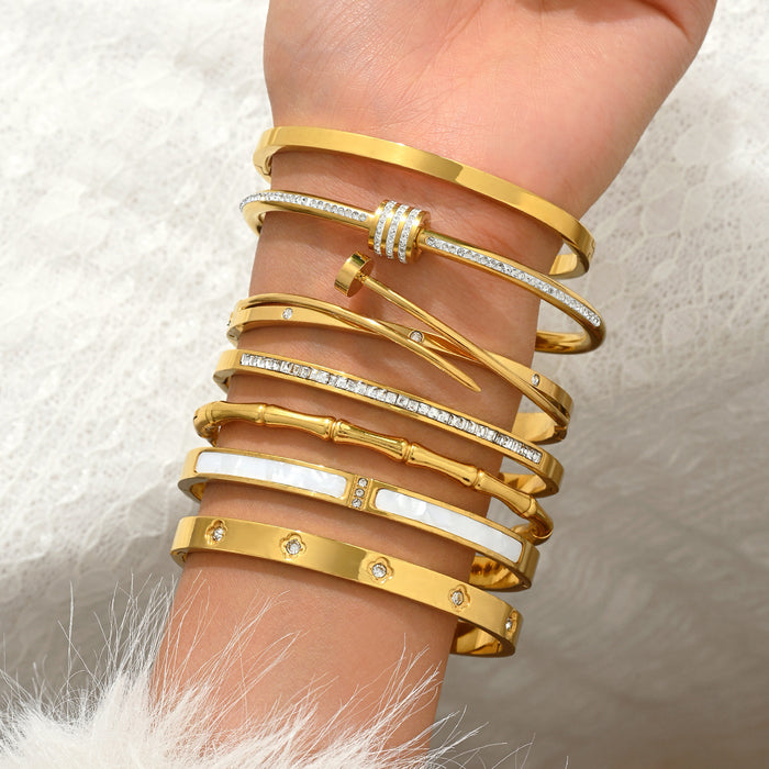 Wholesale Four Leaf Clover Rhinestone Gold Tone Bracelet Set Chic Fashion Jewelry Accessory Gift Boutique Resale