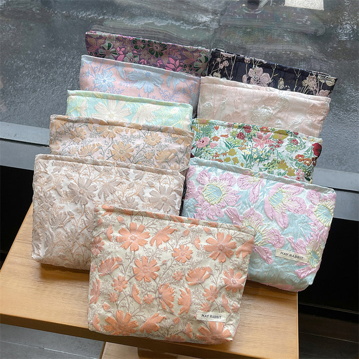 Wholesale Vintage relief makeup bag, large capacity canvas bag, inner liner bag
