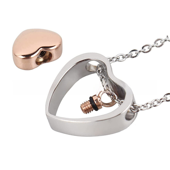 Wholesale Pendant necklace hollowed out heart-shaped creative jewelry necklace