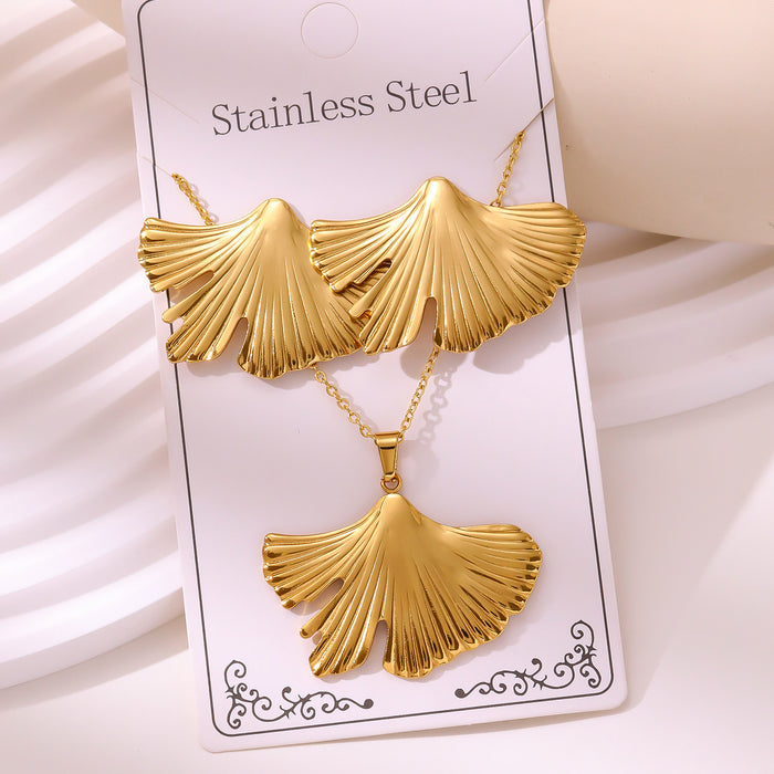 Wholesale RetroEarrings Necklace Stainless Steel Gold-Plated Jewelry