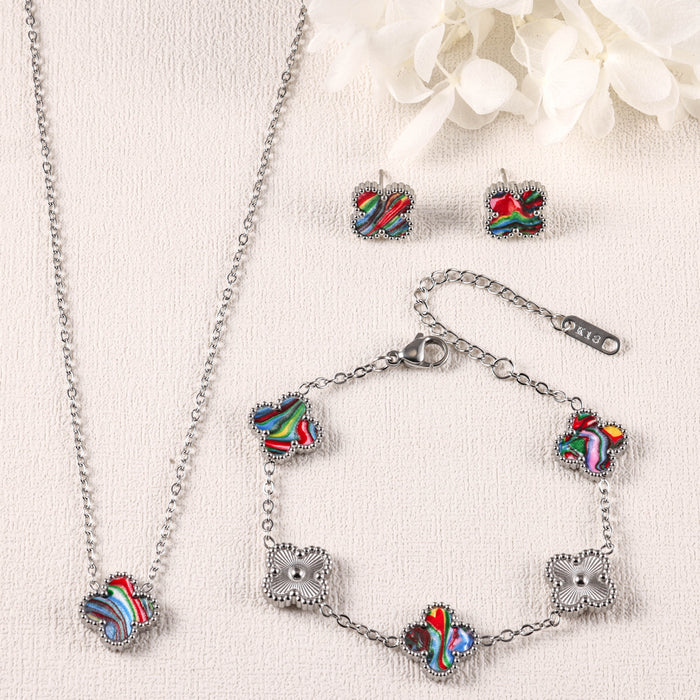 Wholesale Titanium Steel Four-Leaf Clover Three-Piece Jewelry Set: Bracelet,  Necklace,  and Earrings