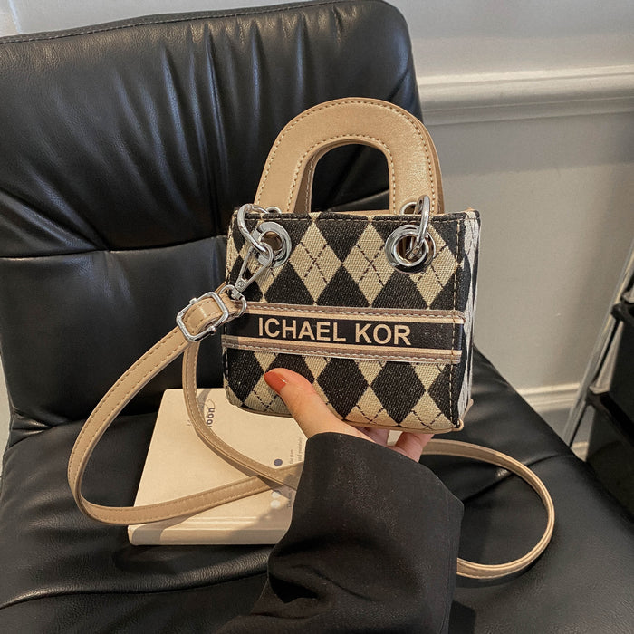 Wholesale Children's bag, fashionable and cute mini versatile diamond grid small bag