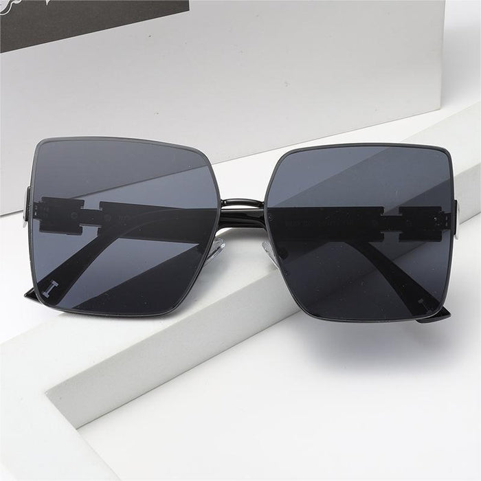 Wholesale Fashionable and cool sunglasses with UV protection, sun protection, trendy and versatile driving and fishing sunglasses