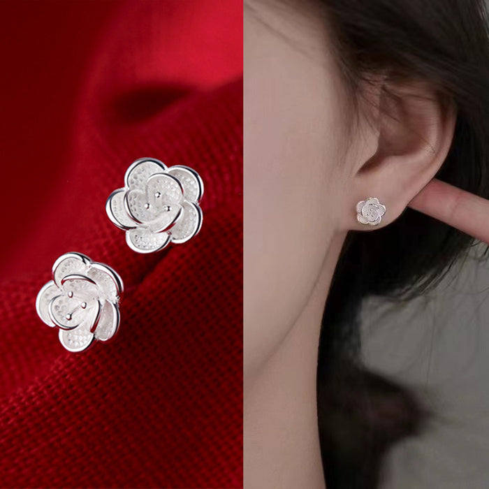 Wholesale compact and exquisite camellia earrings female niche design high-end earrings