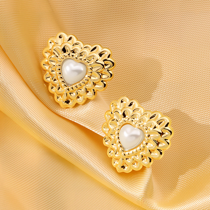 Wholesale Love shaped earrings made of stainless steel with retro and niche design, titanium plated steel earrings and earrings